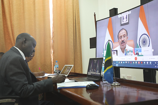 Naibu Waziri wa Mambo ya Nje na Ushirikiano wa Afrika Mashariki Mhe. William Ole Nasha akishiriki Mkutano wa 20 wa Baraza la Mawaziri wa Nchi zilizopo kwenye Mwambao wa Bahari ya Hindi (Indian Ocean Rim Association – IORA) uliofanyika tarehe 17 Disemba,